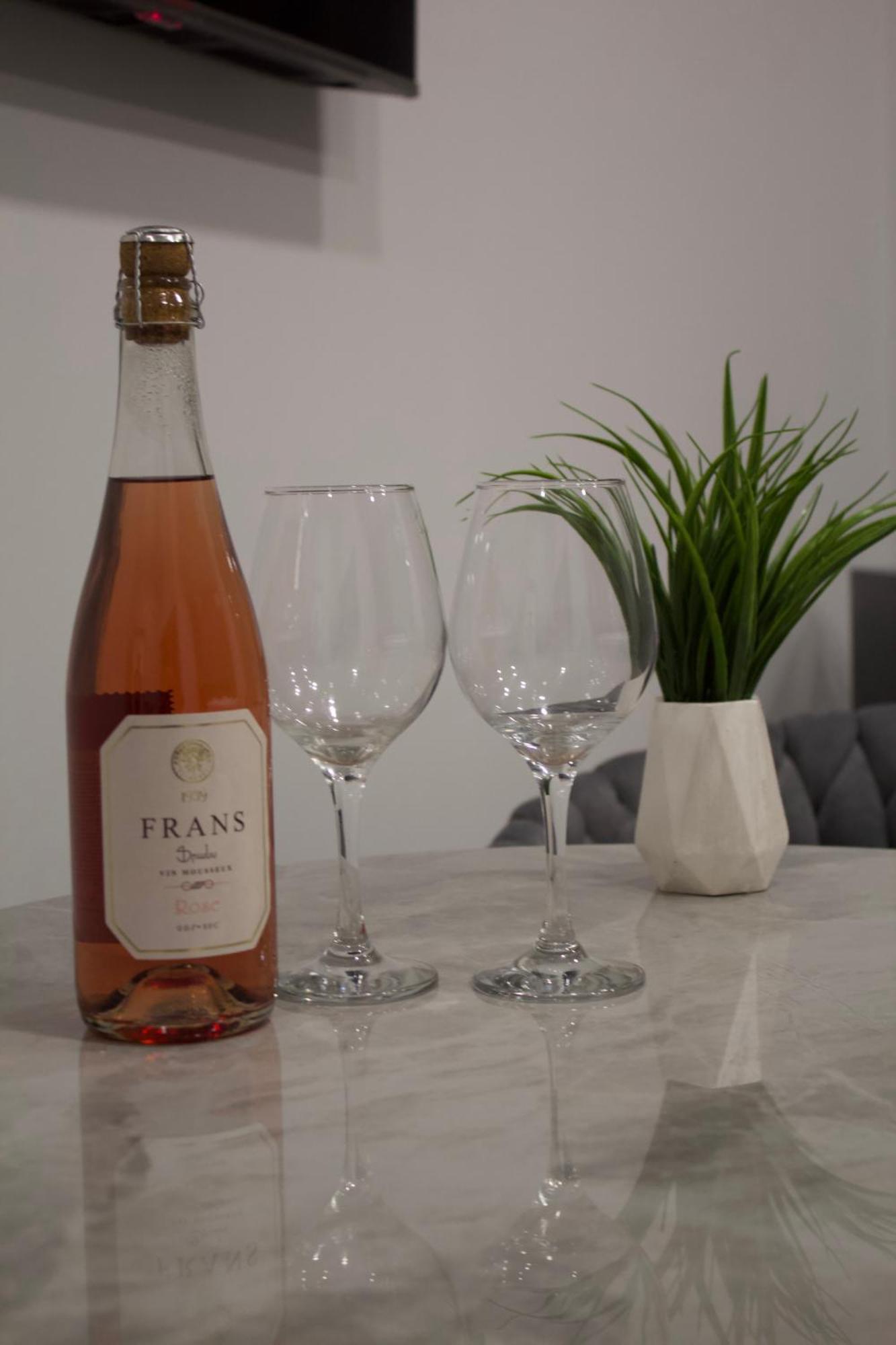 P'arak'ar Lux Plaza酒店 外观 照片