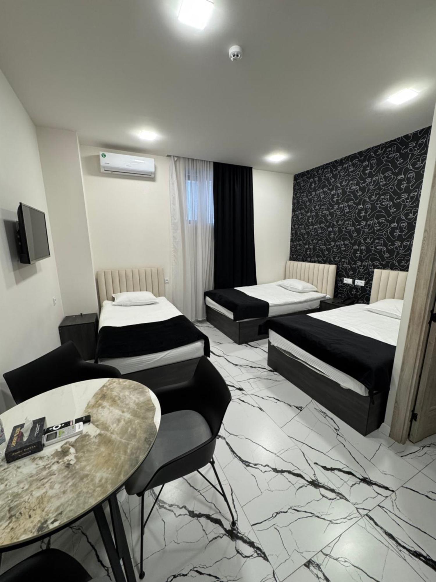 P'arak'ar Lux Plaza酒店 外观 照片